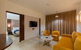 Mastiff Grand The Sia Palace Suites & Banquets, Khopoli, Near Imagica